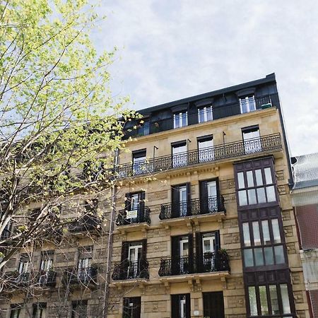 Urbieta Suite Apartment San Sebastian Exterior photo