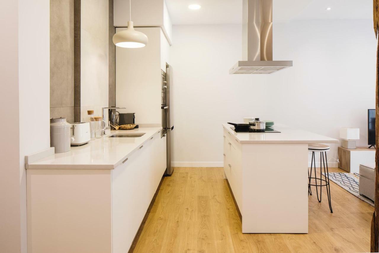 Urbieta Suite Apartment San Sebastian Exterior photo